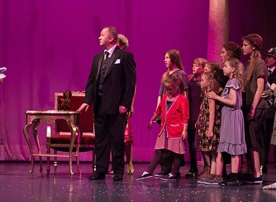 „BIH GOT ANNIE“: MCCANN SARAJEVO PARTICIPATED IN PREPARING HIT MUSICAL PLAY „ANNIE“ FOR CHILDREN AND GROWN-UPS